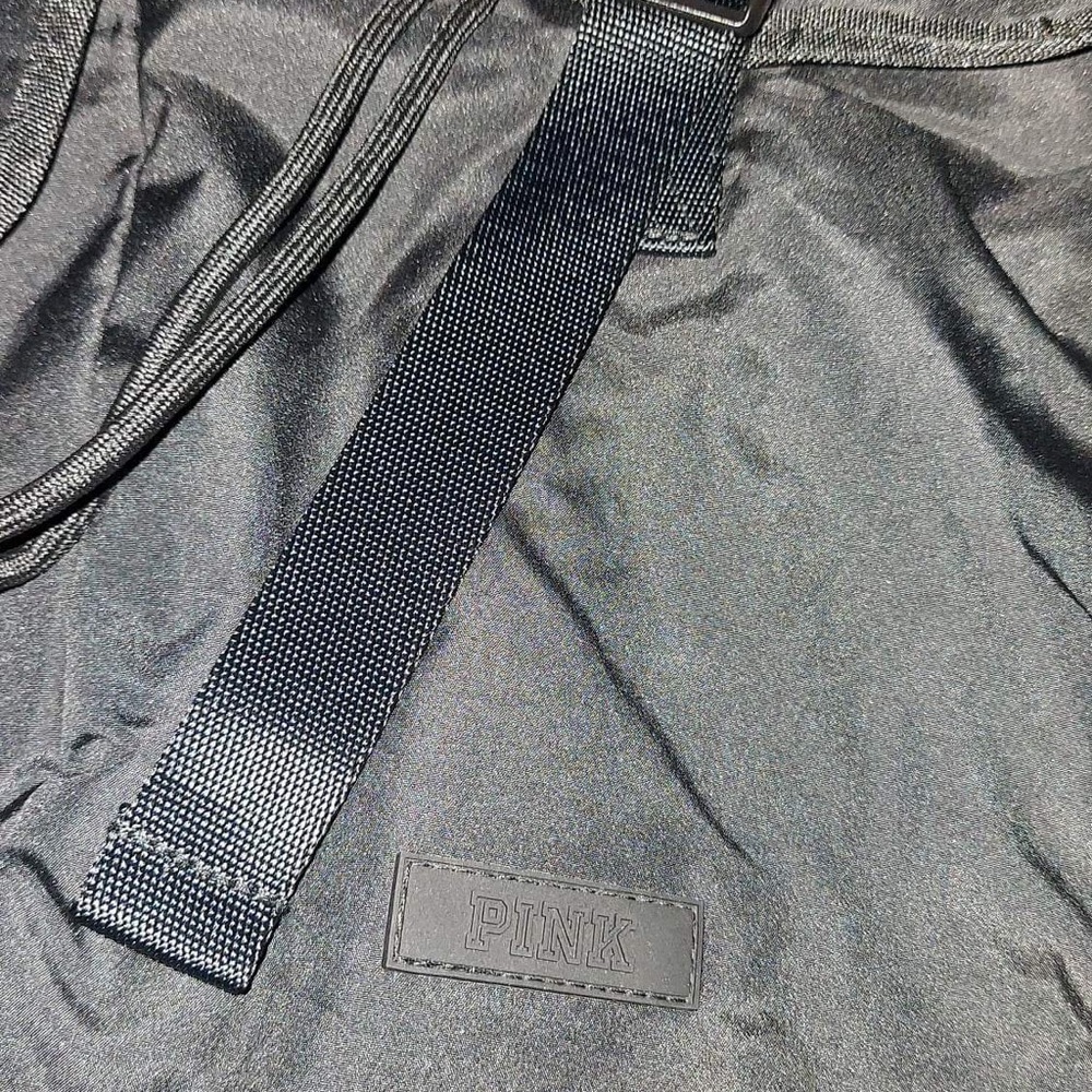 PINK VS Everyday Backpack NWT - Picture 6 of 9